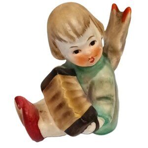 Hummel Goebel Figurine Angel Accordian 2.5" Tall Small Ceramic Collectible Vtg